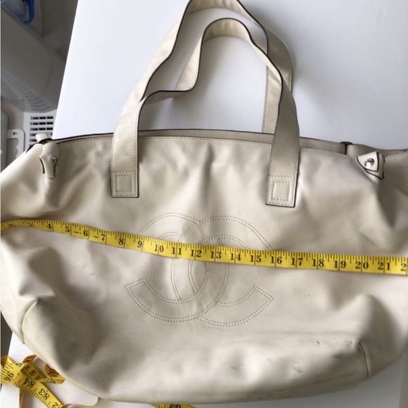 CHANEL Large Edgy Tote Bag - Picture 14 of 16